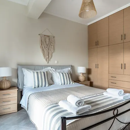 Emily Nydri (Lefkada)